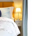 Stylish Studio-Walk To Windsor/Eton/Thames With Car Park